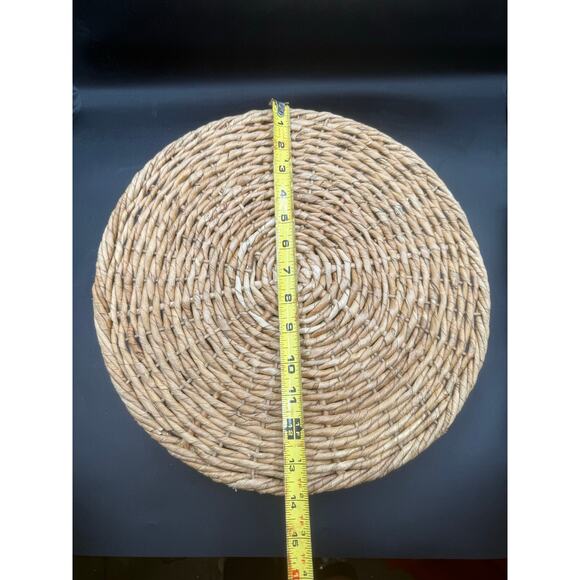 Wicker Cake Platter